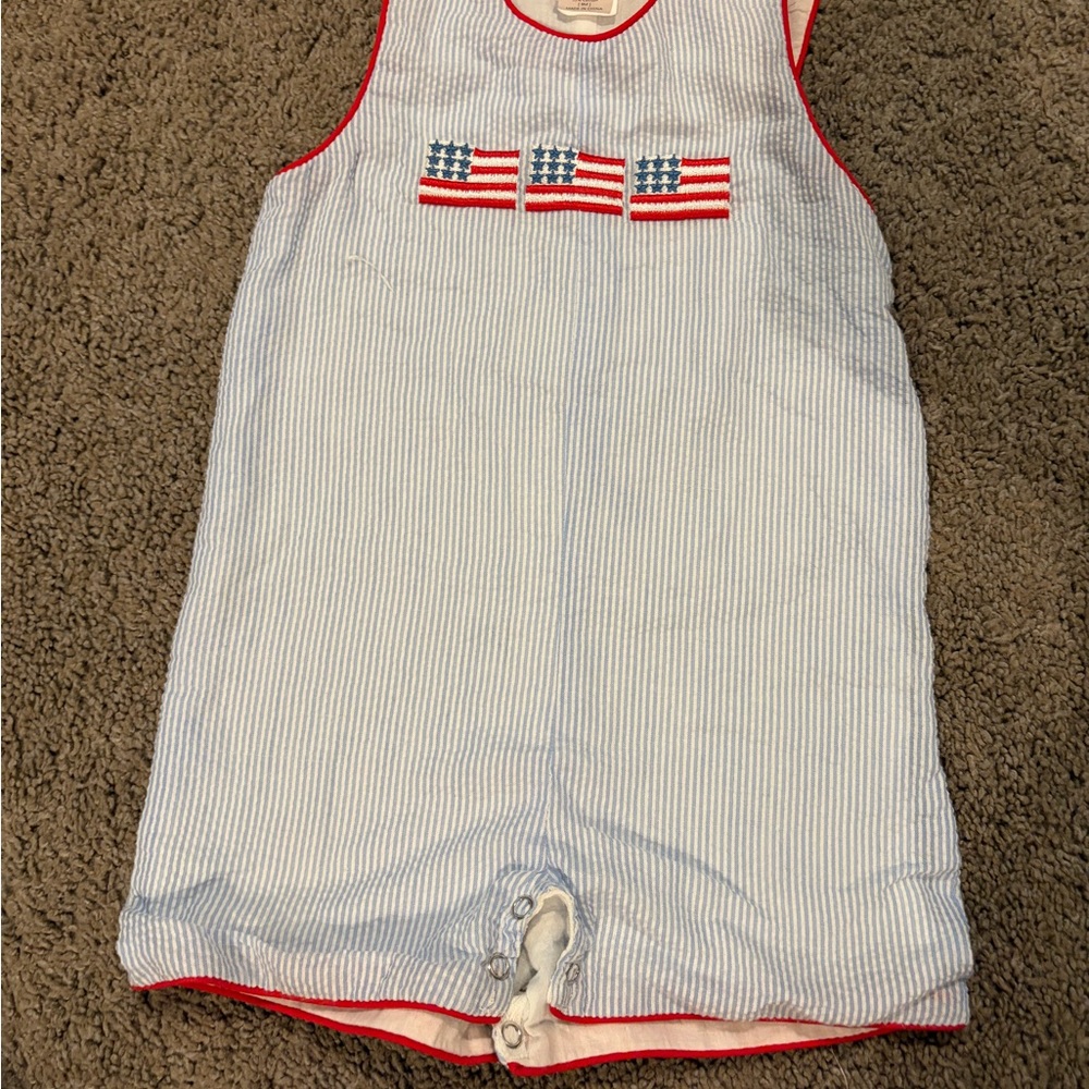 Toddler Sleeveless Seersucker Romper with Flag Appliques - Light Blue & Red